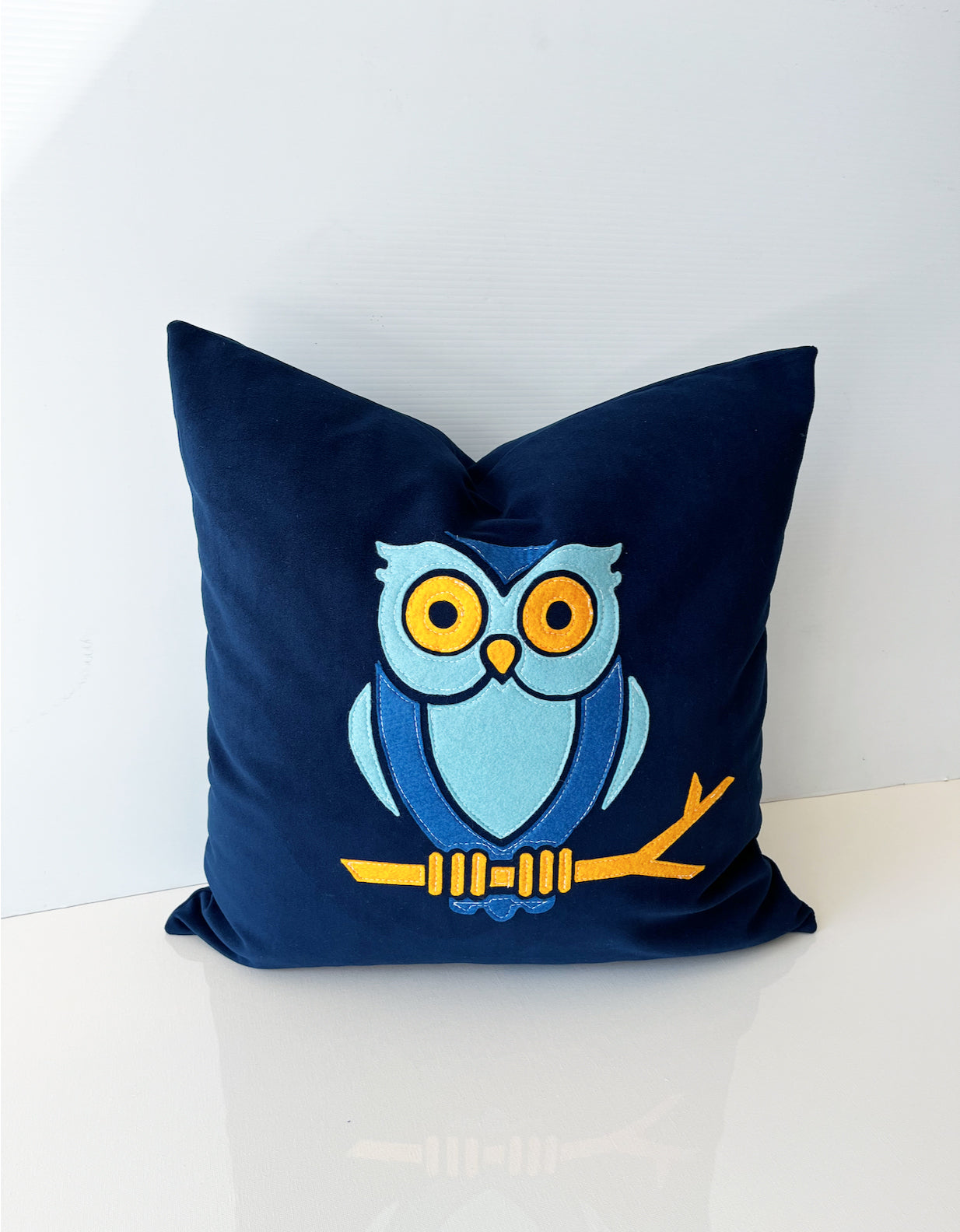Wise Owl Decorative Pillow Cover