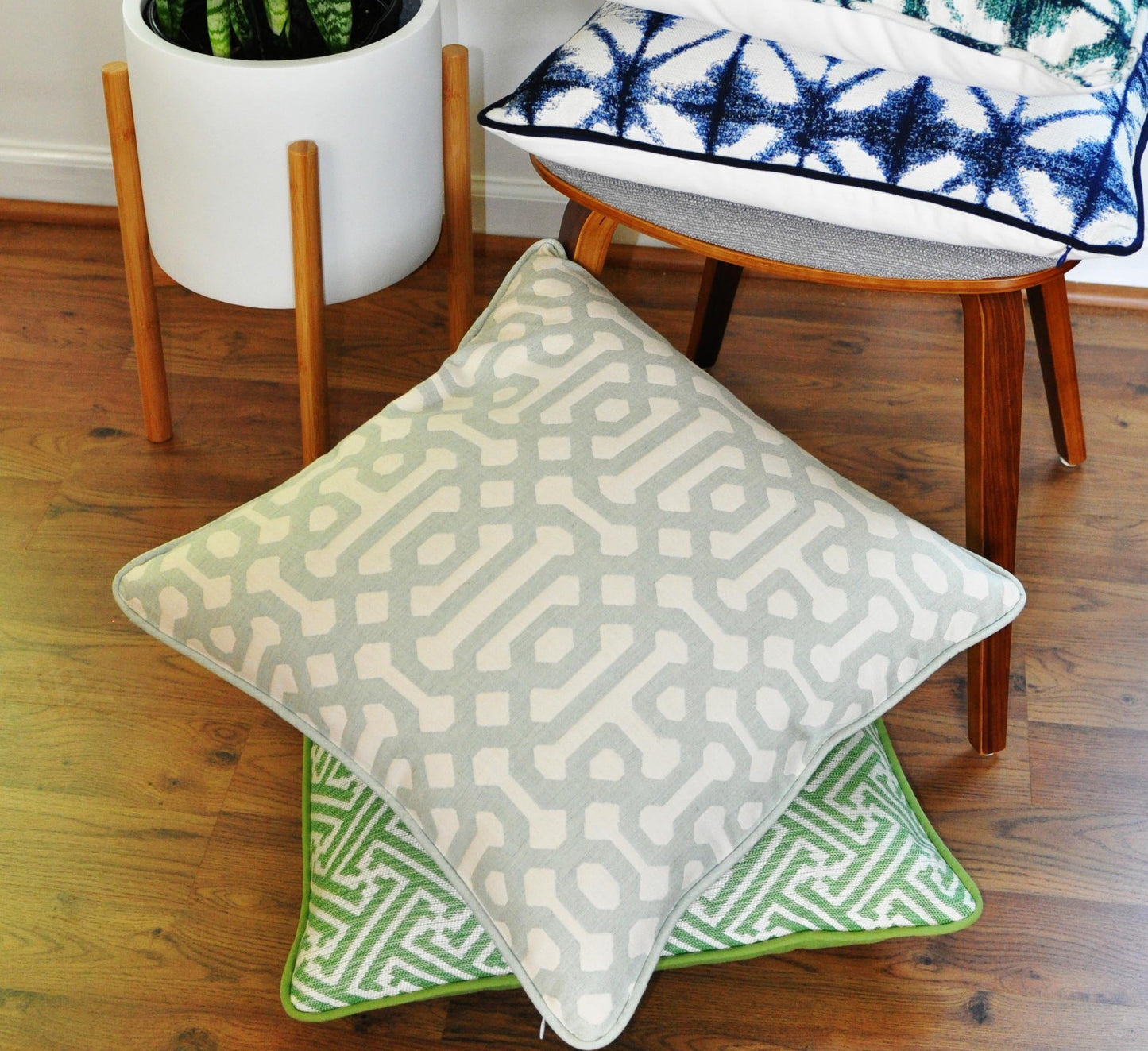 Sunbrella Pillow Cover -Fretwork Design - Sea Mist Pillow - Light Green and White Pillow - Contemporary Pillow -Pillow With Piping