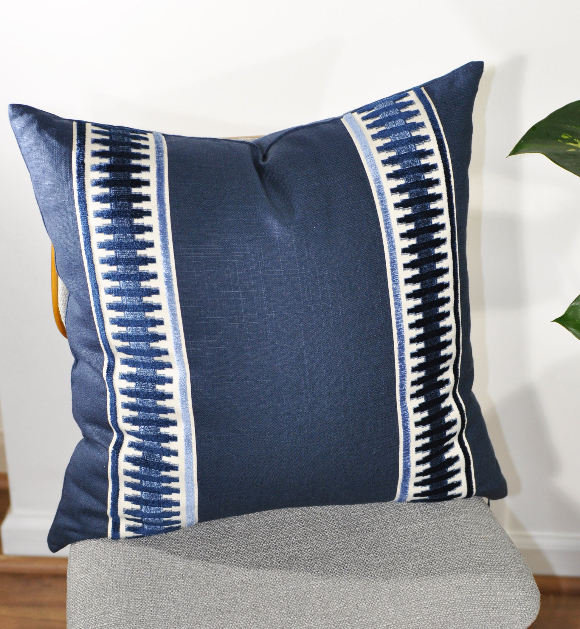 raised velvet tape trim