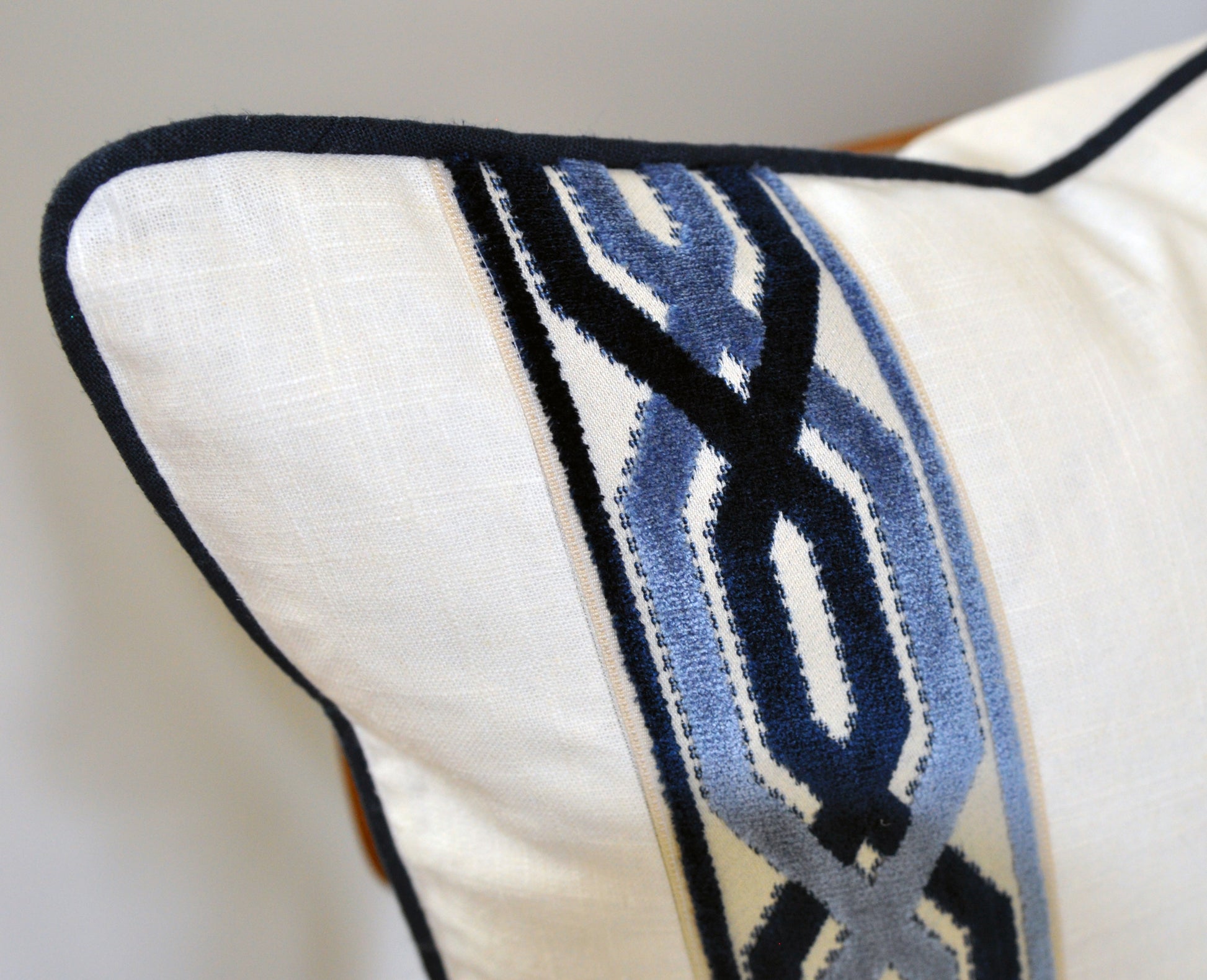 Bed pillows, bed decorative pillows, pillows with tape trim, pillows with trim, white linen pillow covers, white linen shams, euro pillow cover, euro pillow shams, white and navy pillows, white pillows, navy pillows